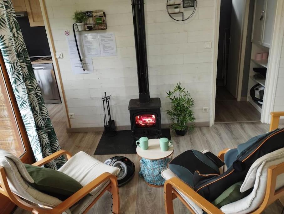 Gite N°4, En Pleine Nature, Frontalier Signy-le-Petit المظهر الخارجي الصورة